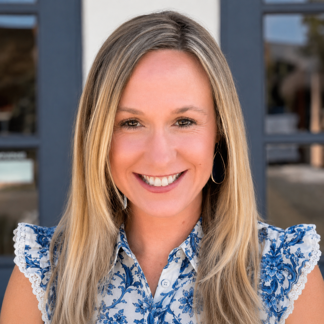 Lawanna — MINE Austin Ambassador